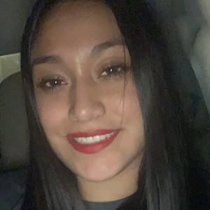 Meet your Posher, Jhoanna